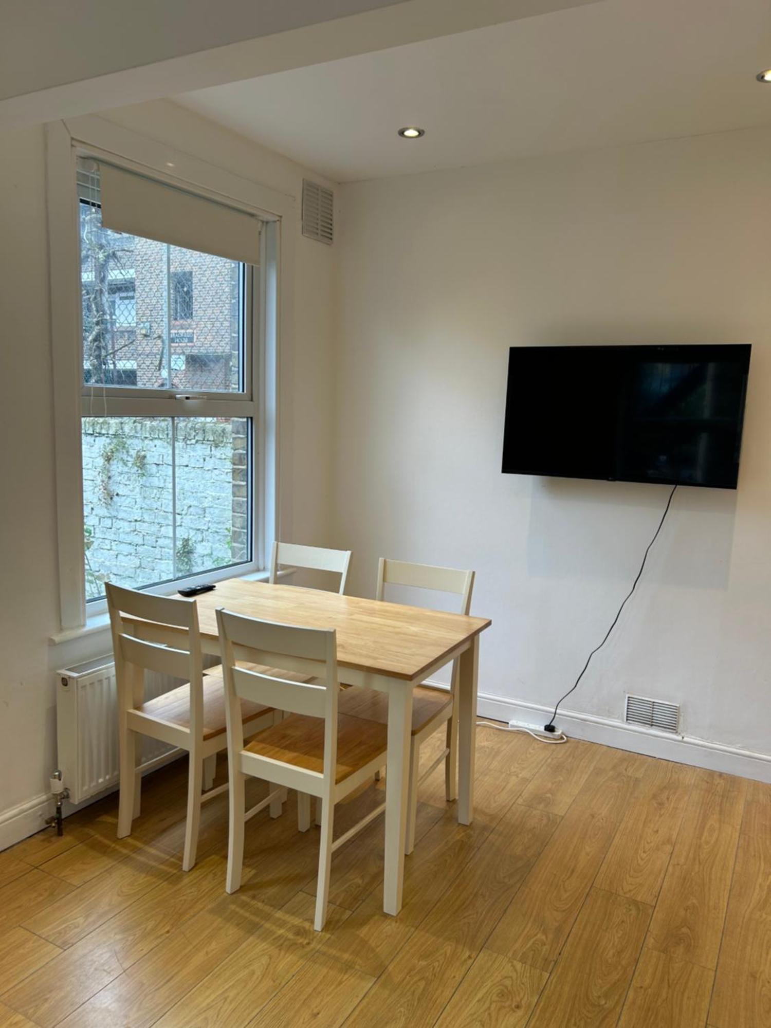 Spacious Battersea Rooms And Apartments Londen Kamer foto