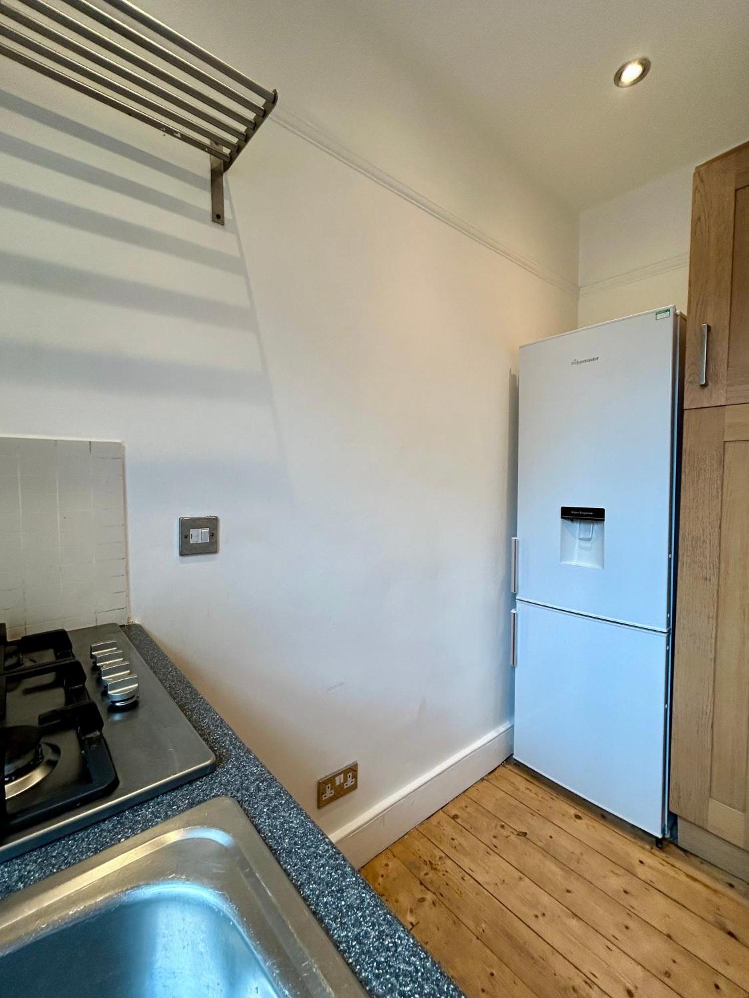 Spacious Battersea Rooms And Apartments Londen Kamer foto