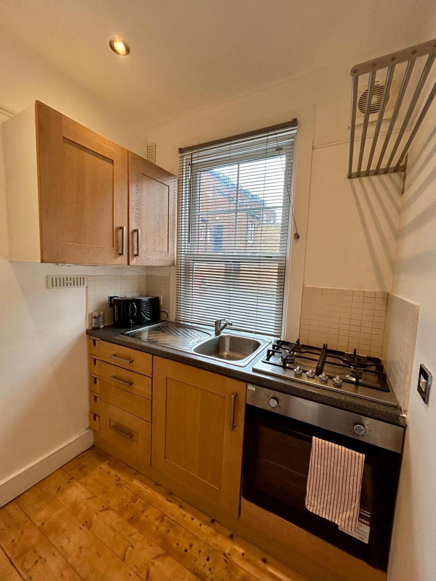 Spacious Battersea Rooms And Apartments Londen Kamer foto