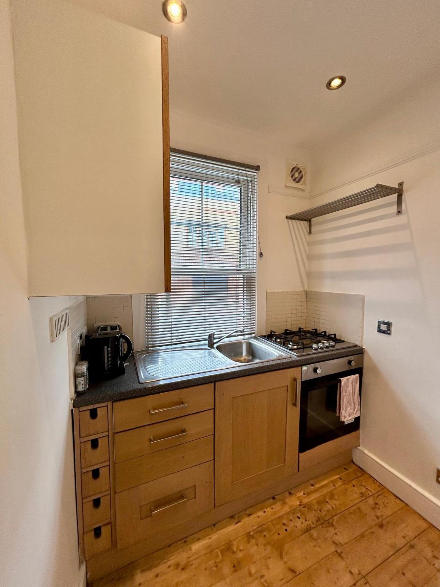 Spacious Battersea Rooms And Apartments Londen Kamer foto