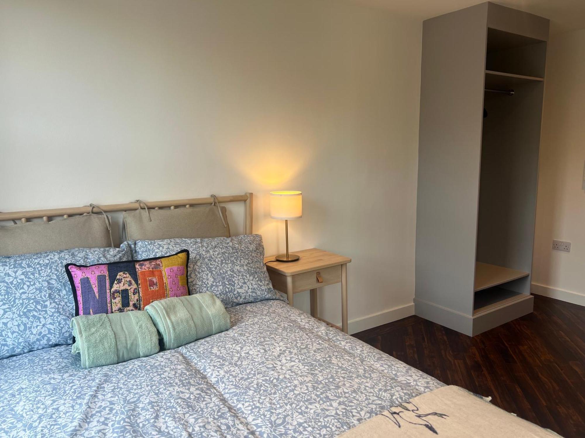 Spacious Battersea Rooms And Apartments Londen Buitenkant foto