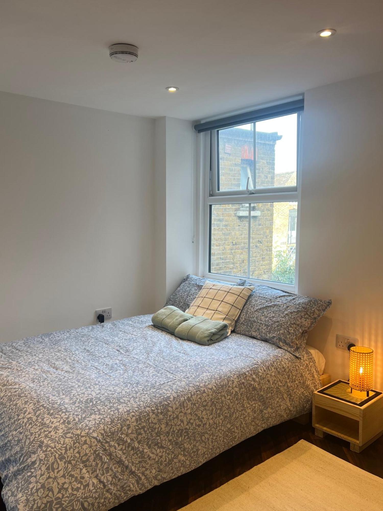 Spacious Battersea Rooms And Apartments Londen Buitenkant foto